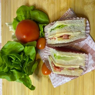 Chicken Slice Sandwich ( L ) ( 24 pcs )