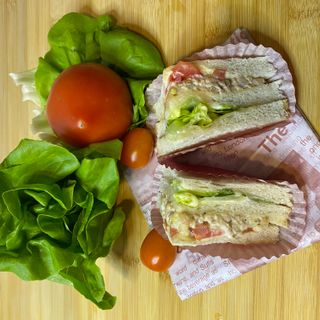 Tuna Mayo Sandwich ( L ) ( 24 pcs )