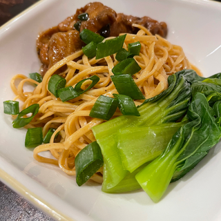 Bakmi Ayam Jamur (Noodles with Chicken and Mushroom topping)