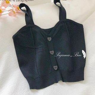 Heart shaped Croptop BLACK