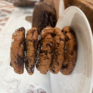 Salted Dark Chocolate Chunk Sourdough Cookies (5-pack) Image