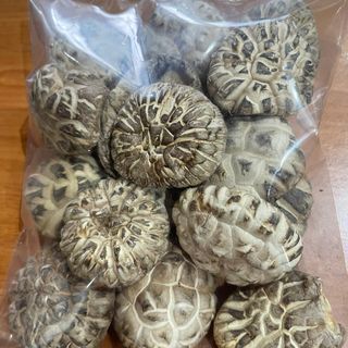 Shiitake Mushroom - 100g (estimate about 18-20 pcs)