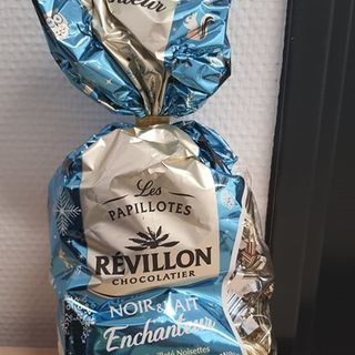 Révillon Enchanteur noir et lait