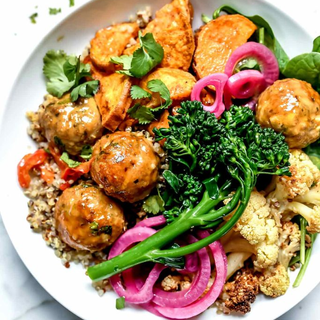 FTDI - TURKEY MEATBALLS OVER BROWN RICE AND SAUTED VEGGIES 