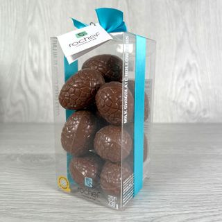 Oeufs creux (240 g) Douze (12) **Chocolat noir**