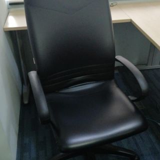 HIGH BACK CHAIR (LEATHER)