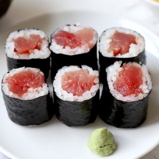 Tuna Maki (吞拿魚卷) 6pcs