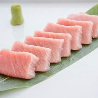 Tuna Sashimi  ( 10 pcs ) 