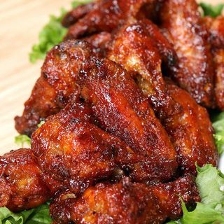 Jumbo Diva Wings