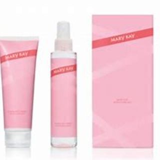 Mary Kay Body Care Set- Sparkling Cherry