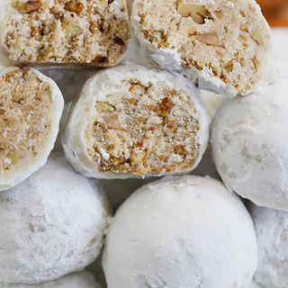 Pecan Snowballs