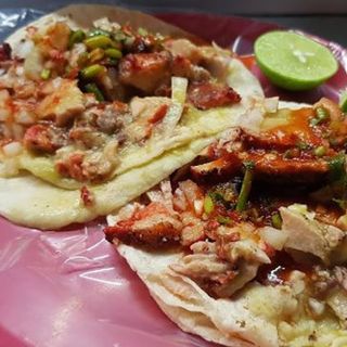 Tacos de Ubre