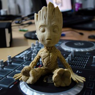 E1 -  Baby Groot