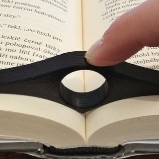 D5 - Objet qui permet de tenir la page d'un livre en cours de lecture